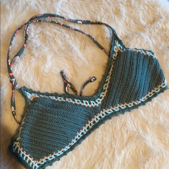 Xhilaration Other - NWOT Crochet bikini top